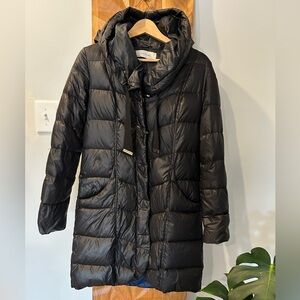 T Tahari Down Black Puffer Jacket Size S